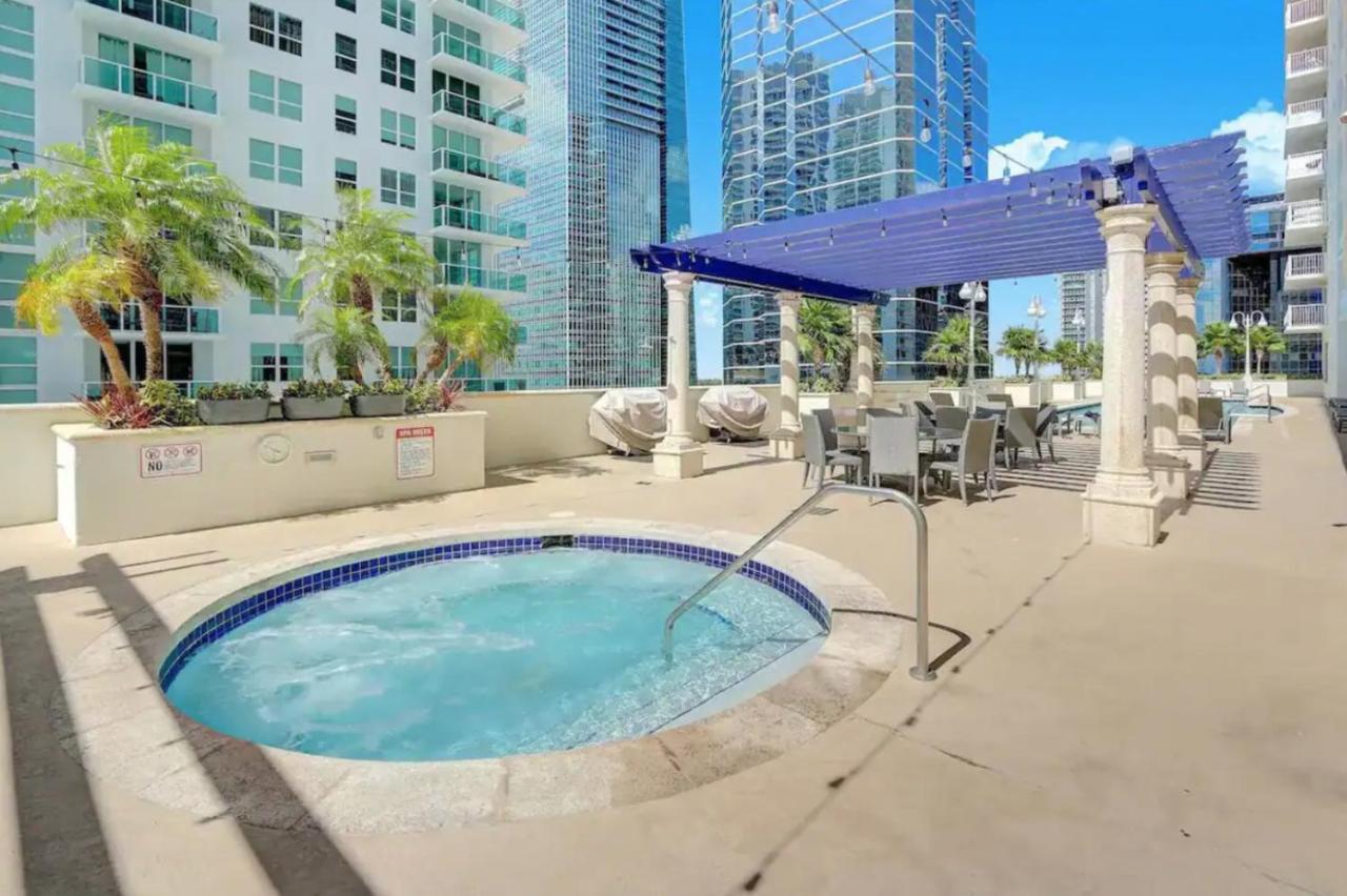 Modern 1 Bed In The Heart Of Brickell With Free Parking Apartment Miami Luaran gambar