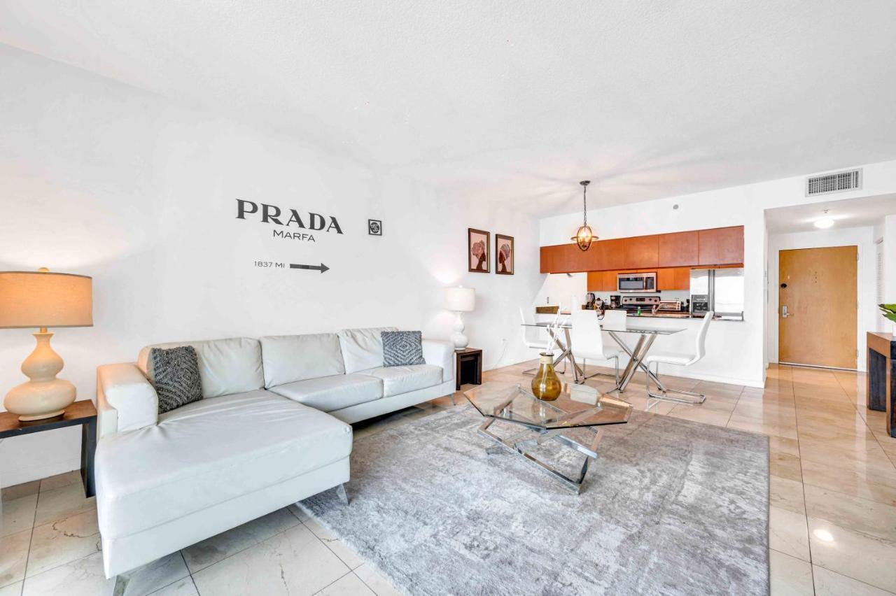 Modern 1 Bed In The Heart Of Brickell With Free Parking Apartment Miami Luaran gambar