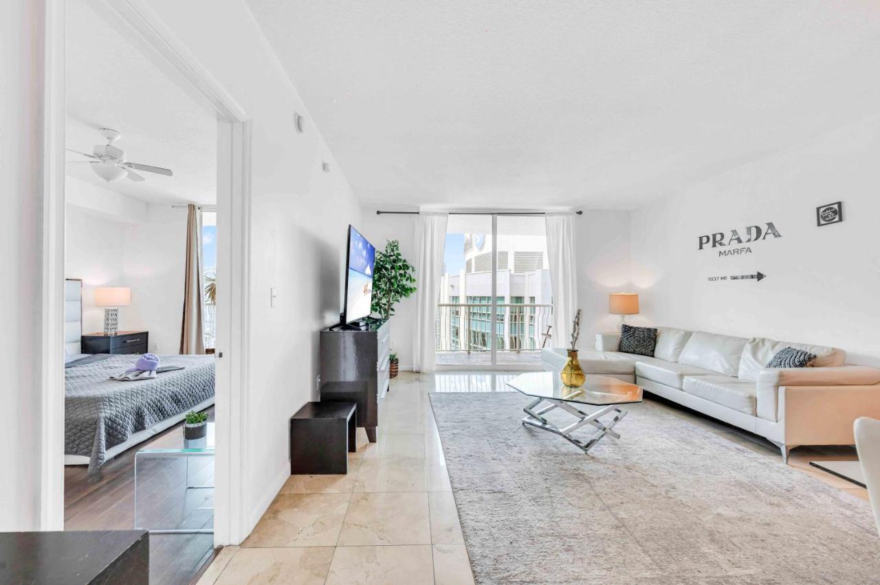 Modern 1 Bed In The Heart Of Brickell With Free Parking Apartment Miami Luaran gambar